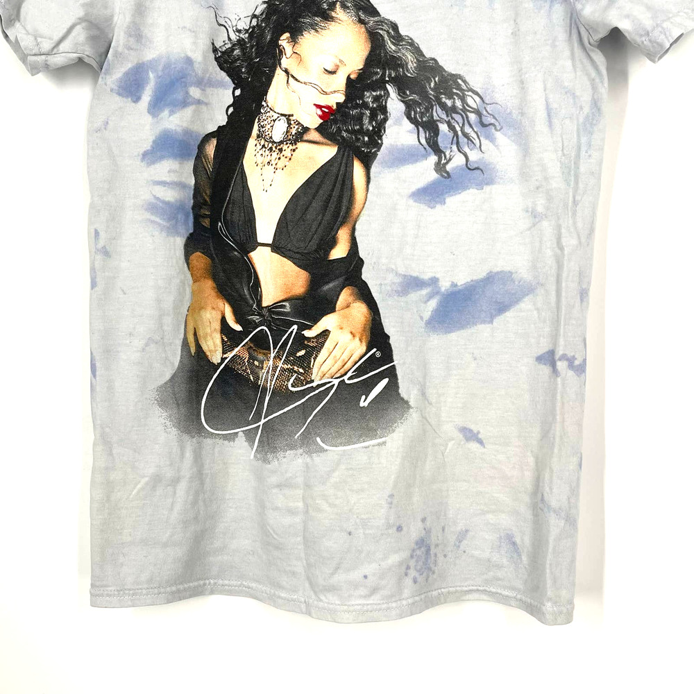 Aaliyah Portrait Band Tee Tie Dye Blue T-Shirt Medium NWOT - Picture 5 of 7